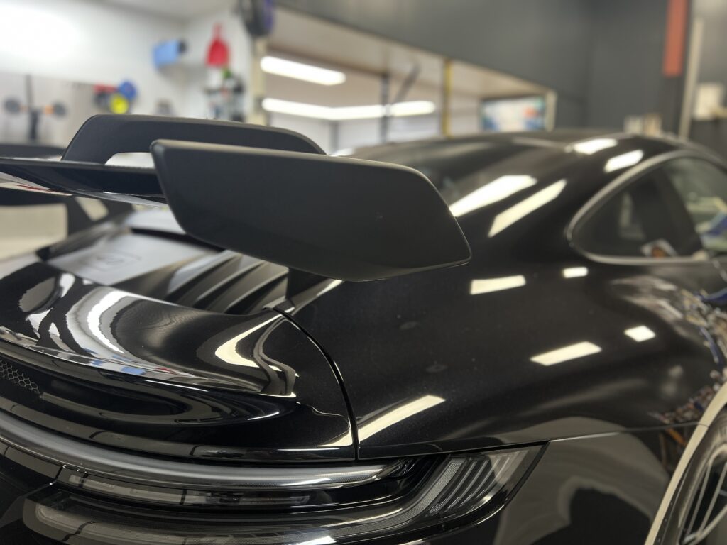 Porsche spoiler wrap